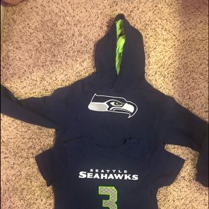Seattle Seahawks Hoodie and shirt